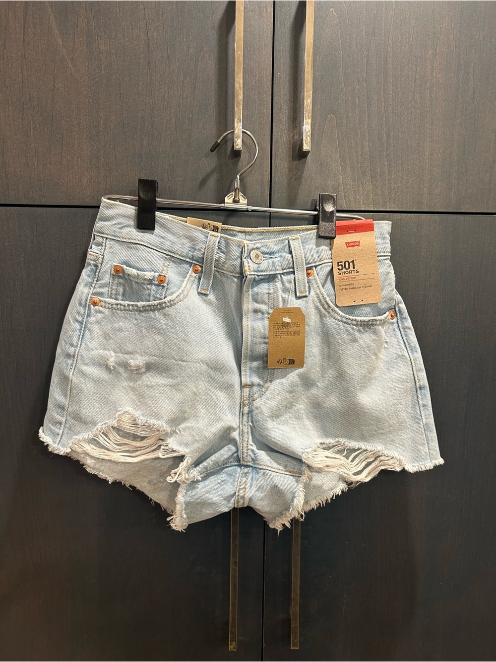 Levi’s 501 shorts - size 25